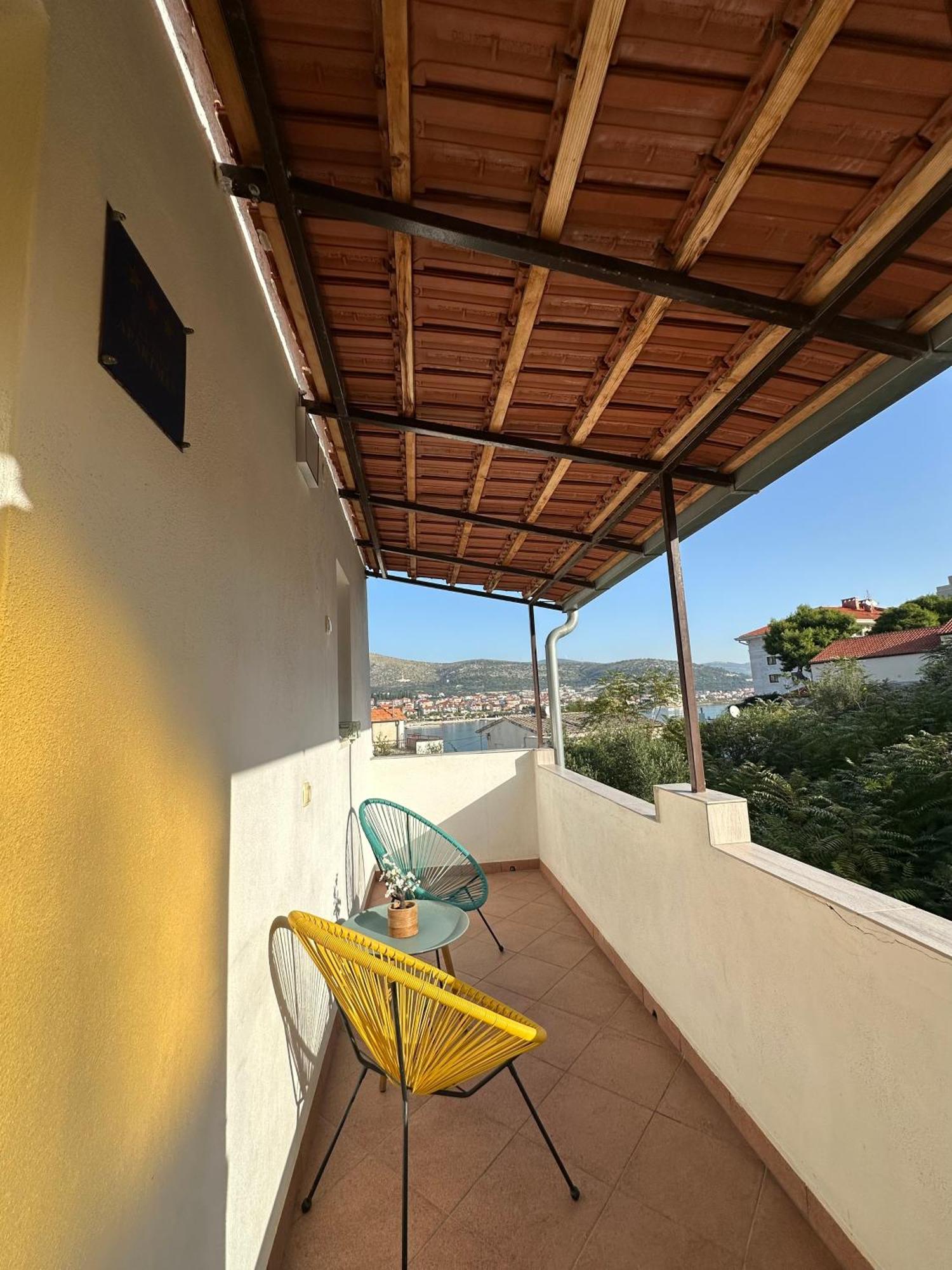 Studio Apartment Coce Trogir Eksteriør billede