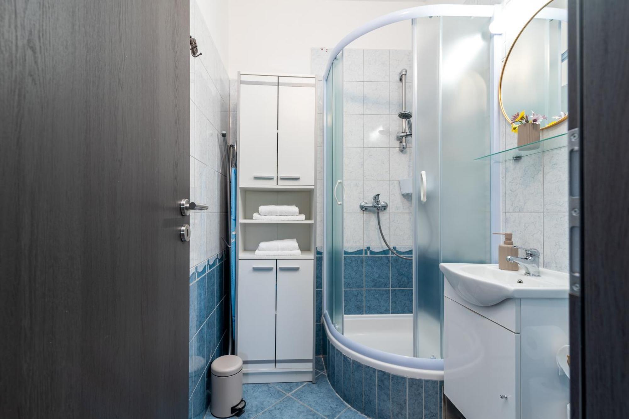 Studio Apartment Coce Trogir Eksteriør billede
