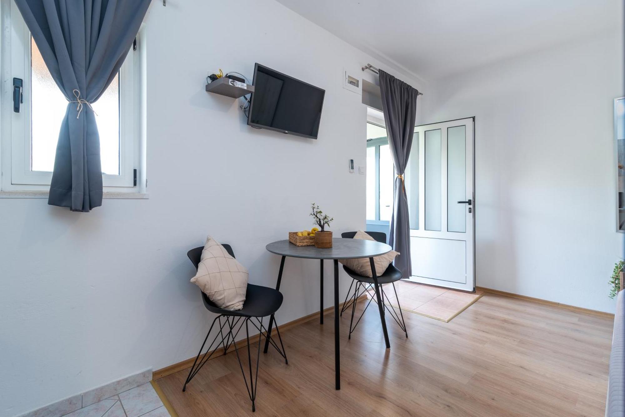 Studio Apartment Coce Trogir Eksteriør billede