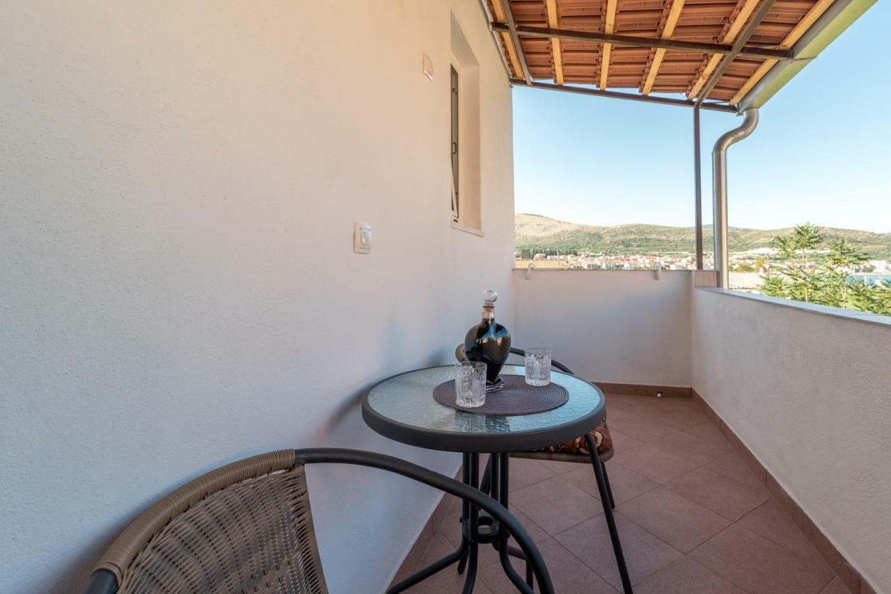 Studio Apartment Coce Trogir Eksteriør billede