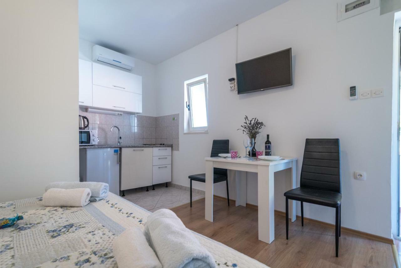 Studio Apartment Coce Trogir Eksteriør billede