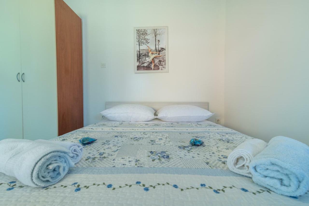Studio Apartment Coce Trogir Eksteriør billede